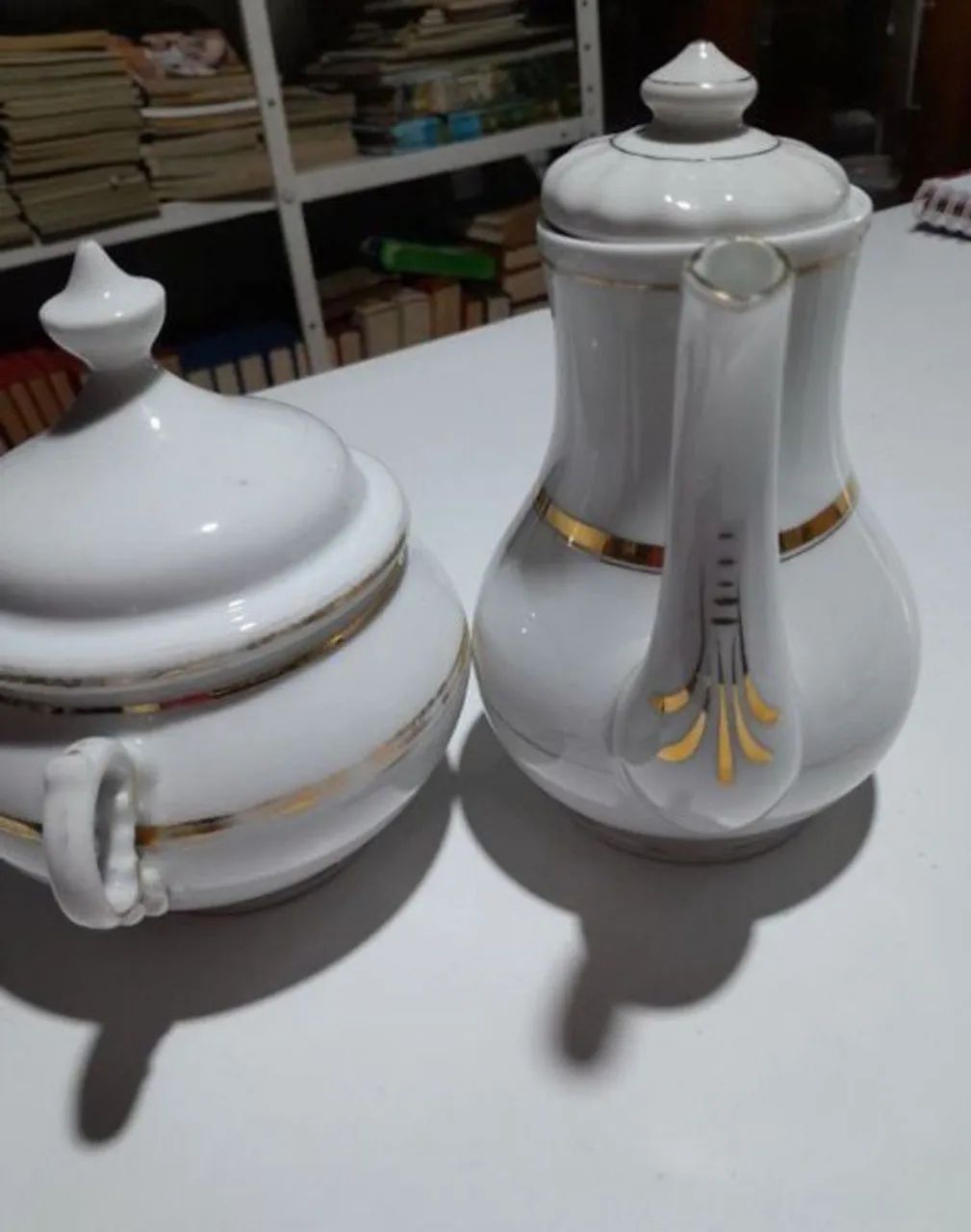 Bule e Açucareiro de Porcelana Vintage  - Foto 2