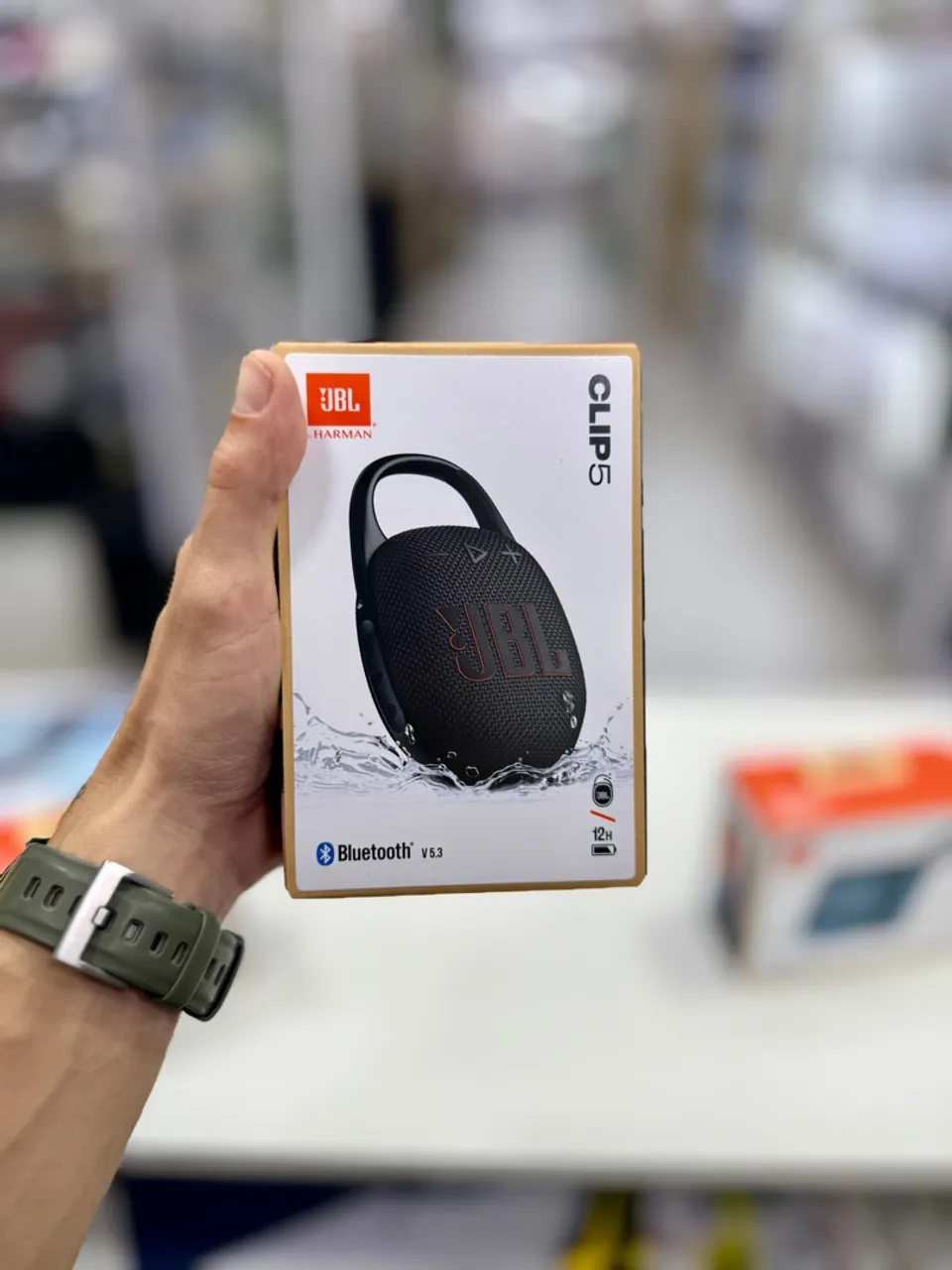 Caixa de Som JBL Clip 5 - Nova