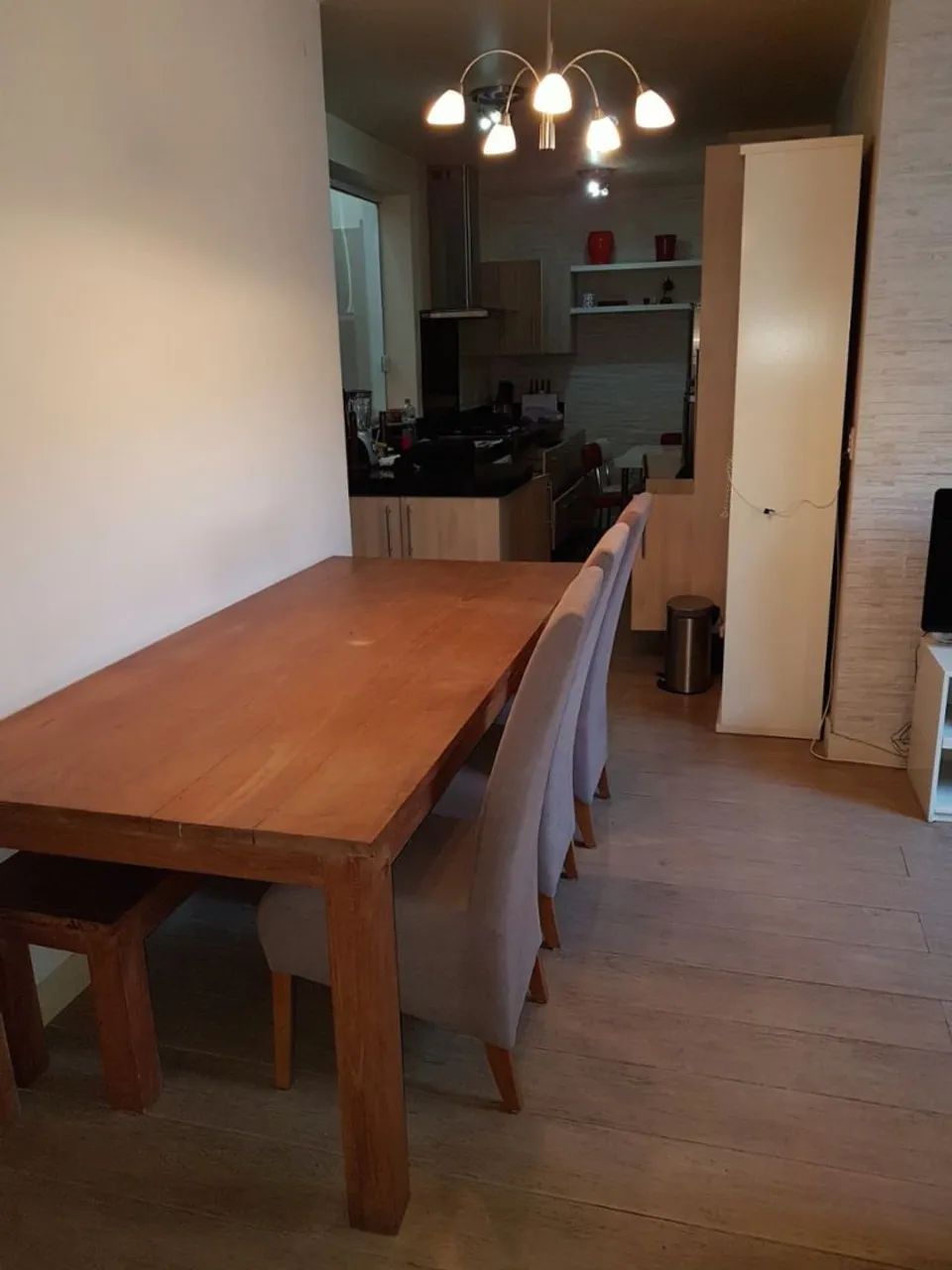 Mesa de Jantar de madeira maciça