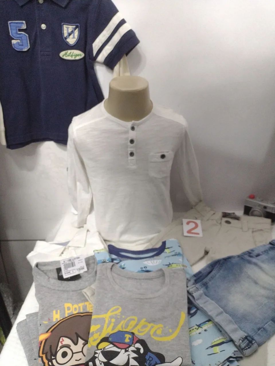 Kit Roupas Menino 2/3 anos em ótimo estado...Marcas diversas - Foto 2