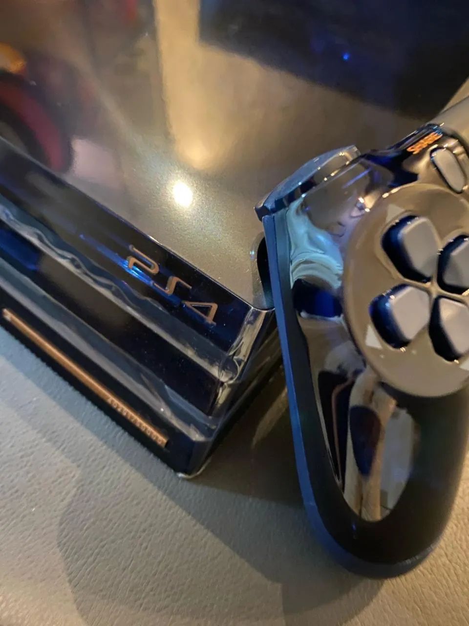 PlayStation 4 Pro - 2TB- Edição 500 milhões - Foto 2