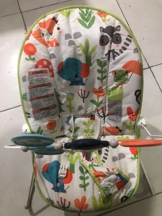 Cadeirinha vibratória para bebê - Diversão e conforto! - Foto 2