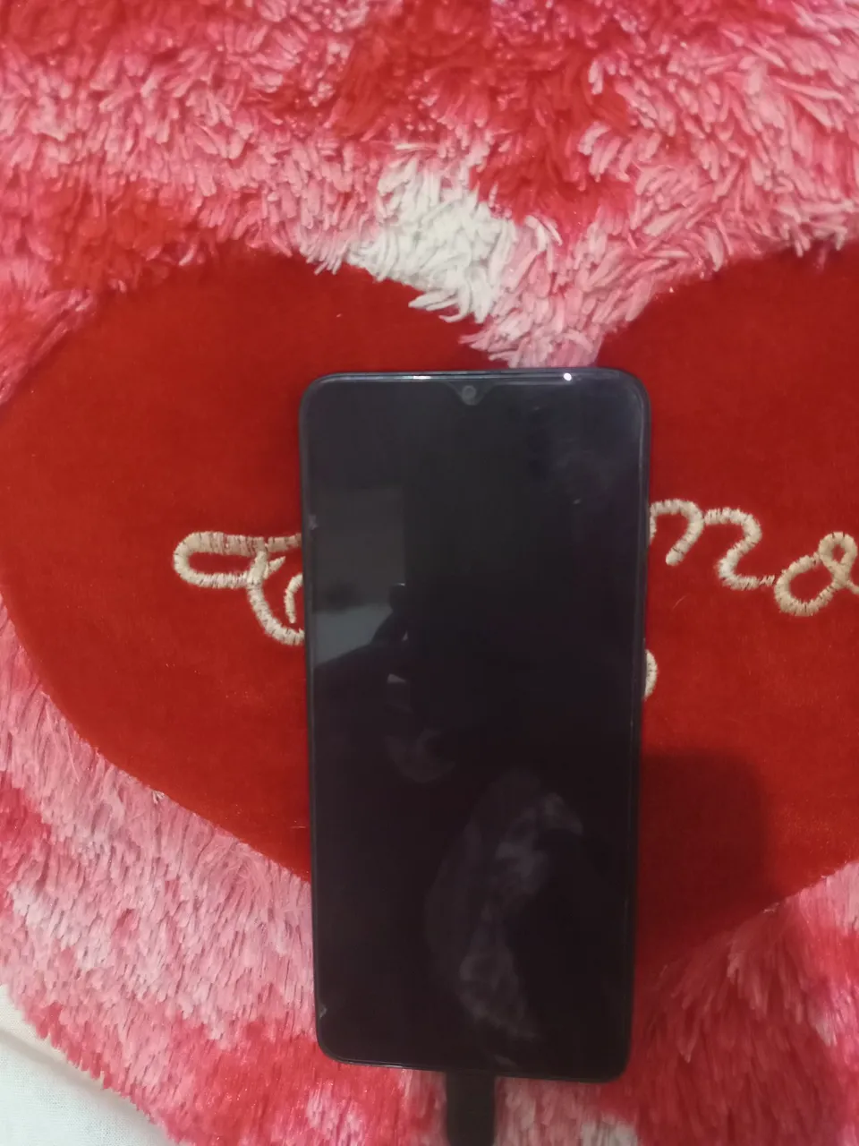 estou vendendo esse Motorola E22 motivo Queimou a placa dele ir não está funcionando mas 