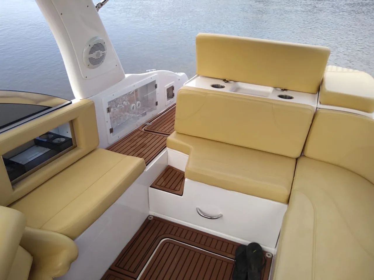 Lancha Evolve 235 cab - Foto 10