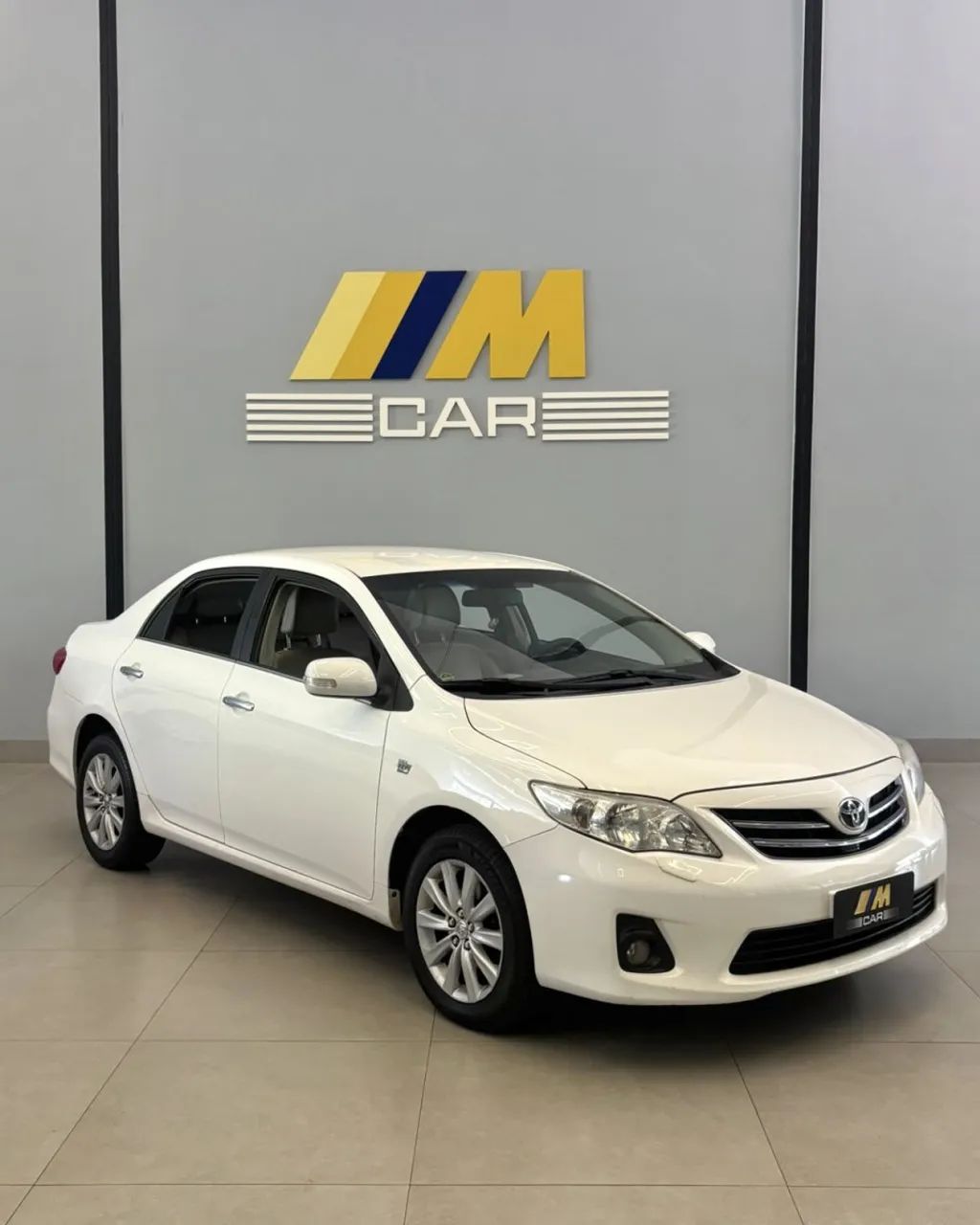 Toyota Corolla Altis 2.0 Flex 16V Aut. 2013 - Foto 3