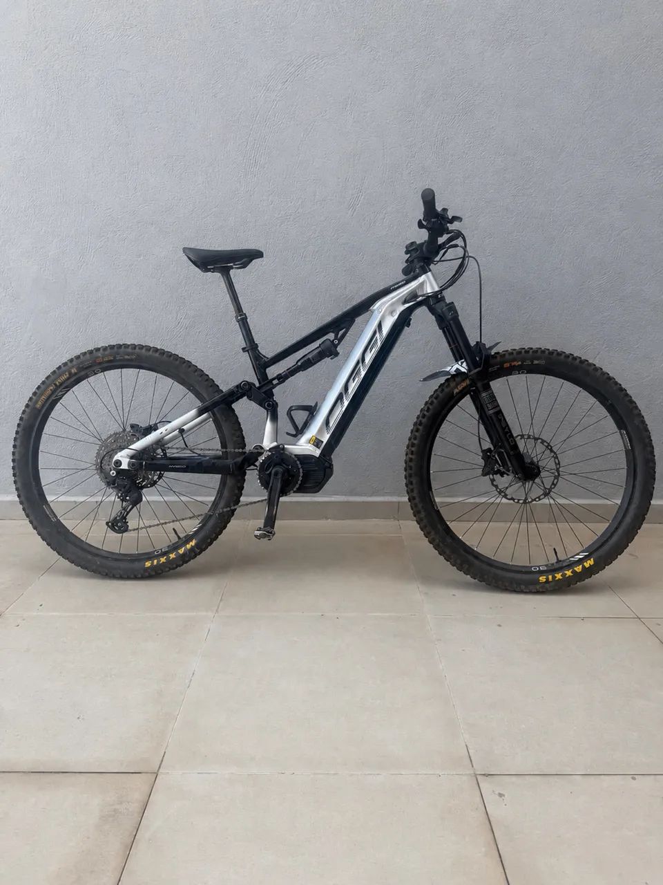 Oggi Razzo T130 - Excelente estado