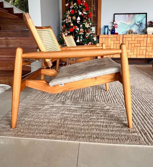 Poltronas de Design em Madeira, Couro e Palha Indiana - Foto 3