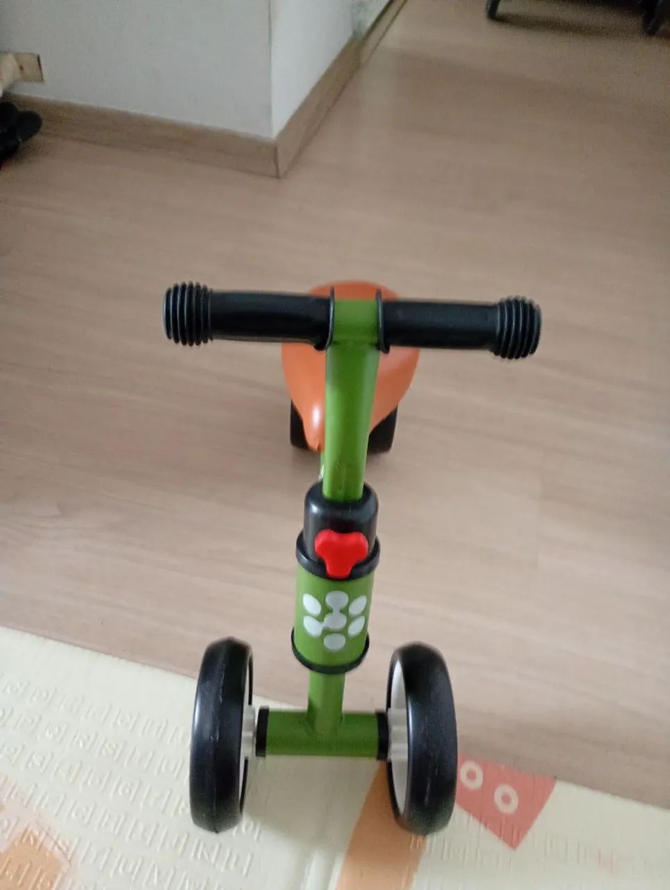 Bicicleta de equilíbrio 