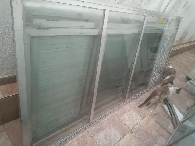 Portas de alumínio e vidro - Foto 2