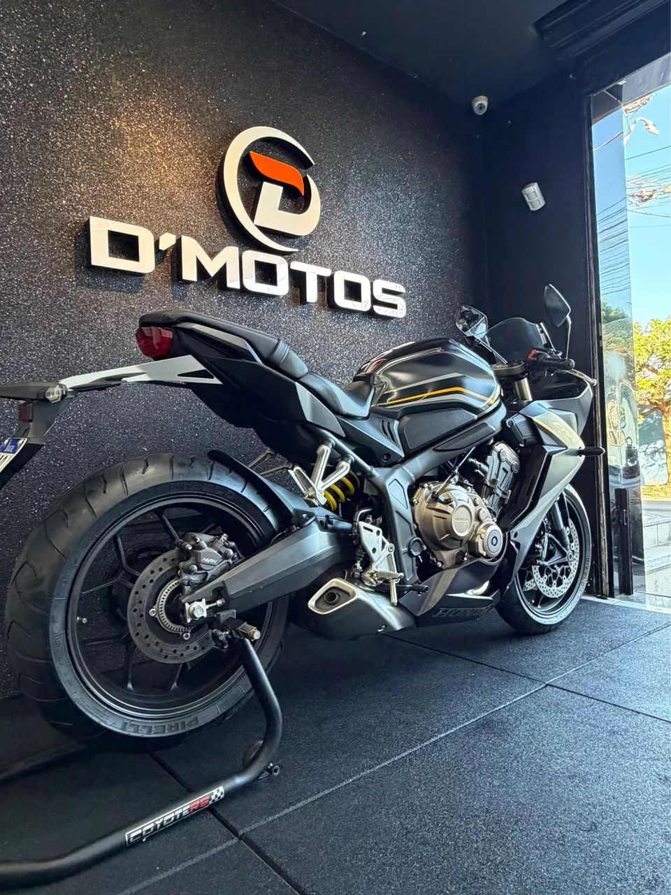 HONDA CBR 650R - 2023 - EXTRA!! - Foto 2