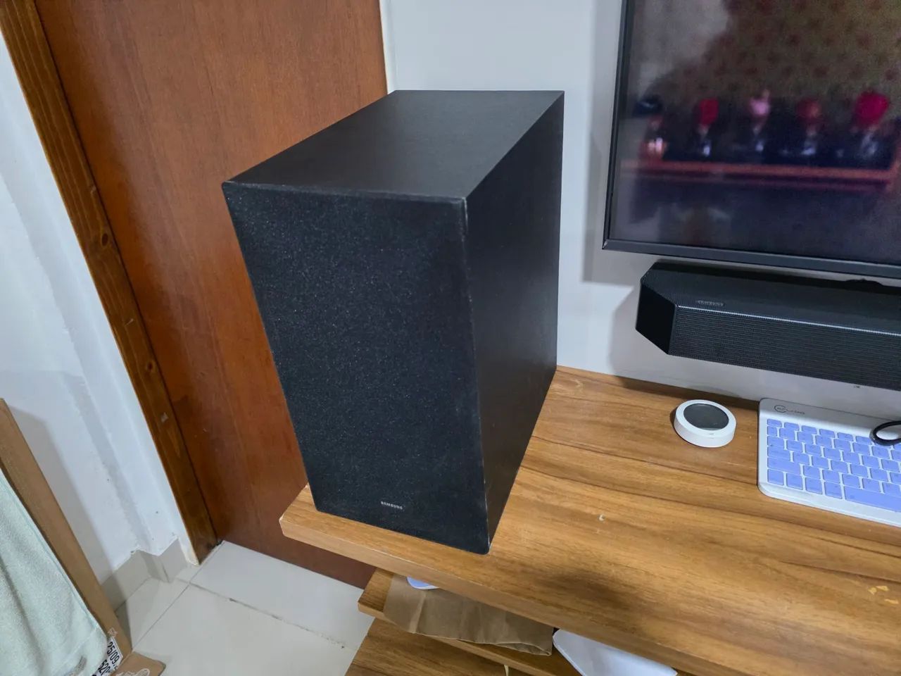 Tv Samsung Qled 50 polegadas + Soundbar Samsung 3.1.2