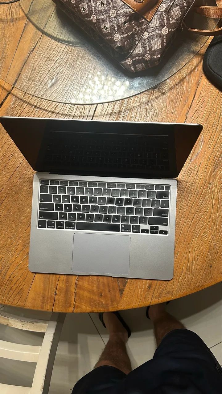 Macbook Apple i3 