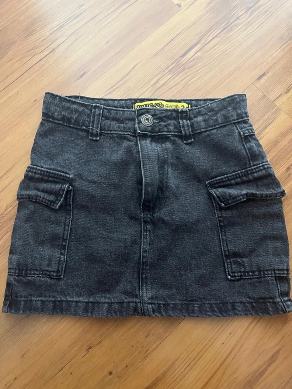 Saia jeans preta, tamanho 34