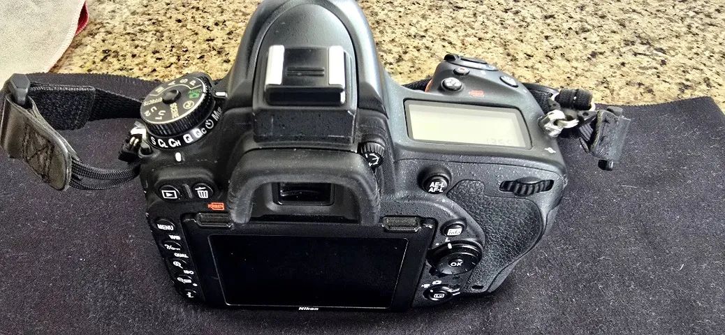 Nikon D750 Full Frame em Ótimo Estado - Foto 5