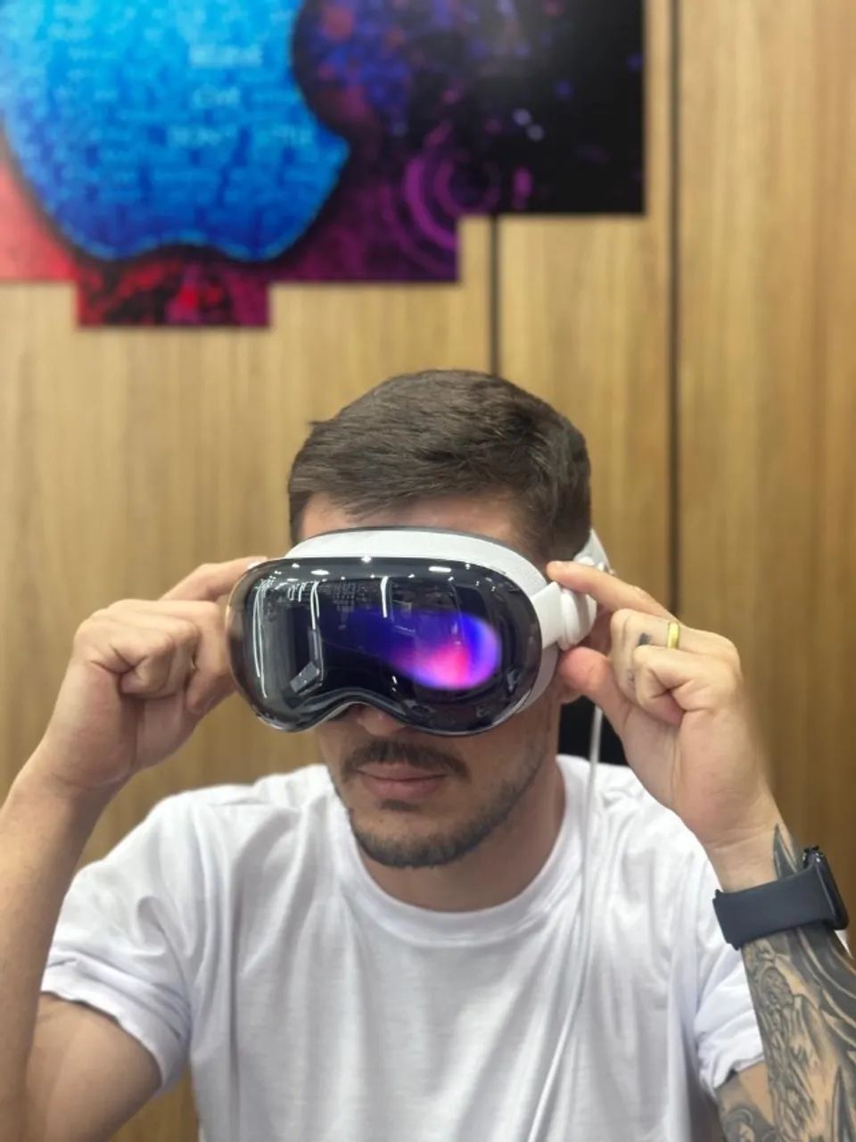 Apple Vision Pro 256GB - Periféricos e Acessórios de Computador