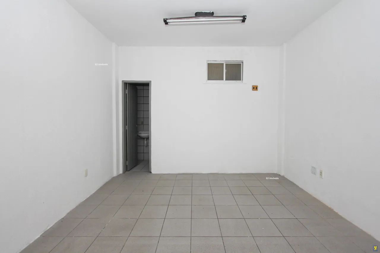 Sala comercial com estacionamento no Bom Futuro - Foto 3