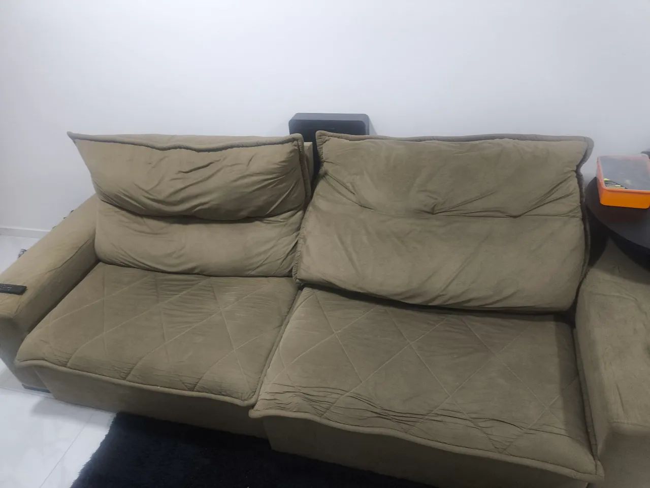 SOFÁ 2,70m x 1,20m  retrátil e reclinável confortável - Foto 3