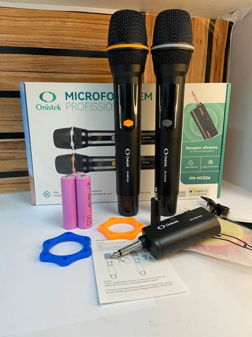 【未開封】Michael Lau STOREFAN$UMER 12” Microfone sem Fio Duplo Onistek com Receptor ON-MC826 - Microfones