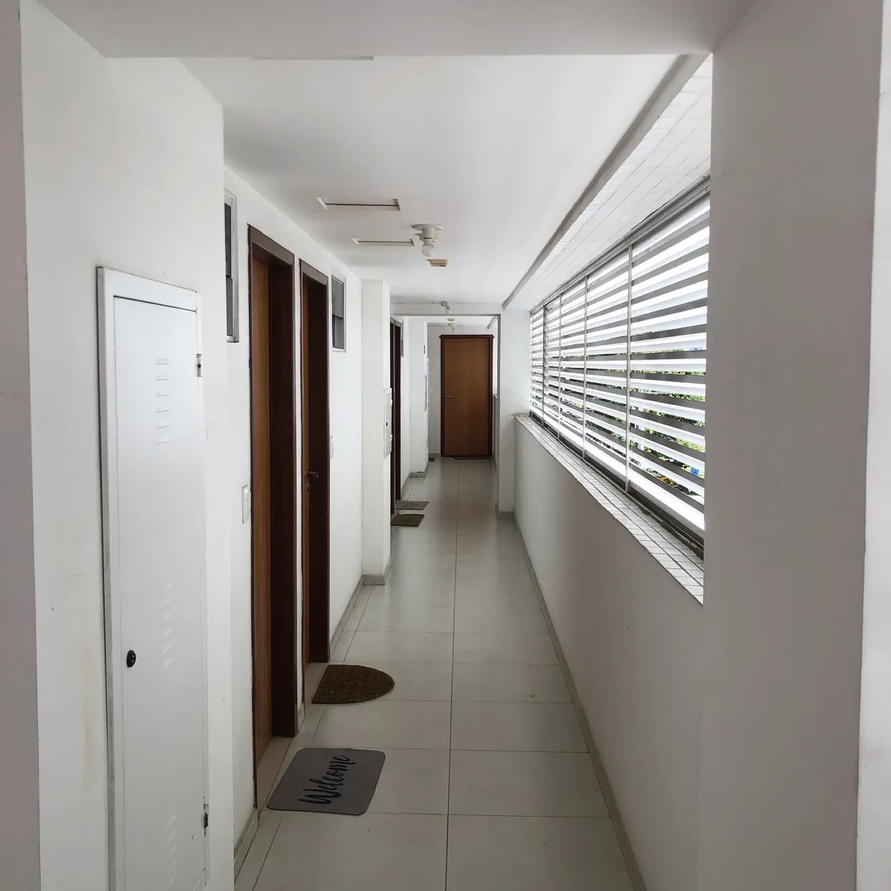 ALUGO FLAT BANCÁRIOS - MODERNO E EQUIPADO  - Foto 3
