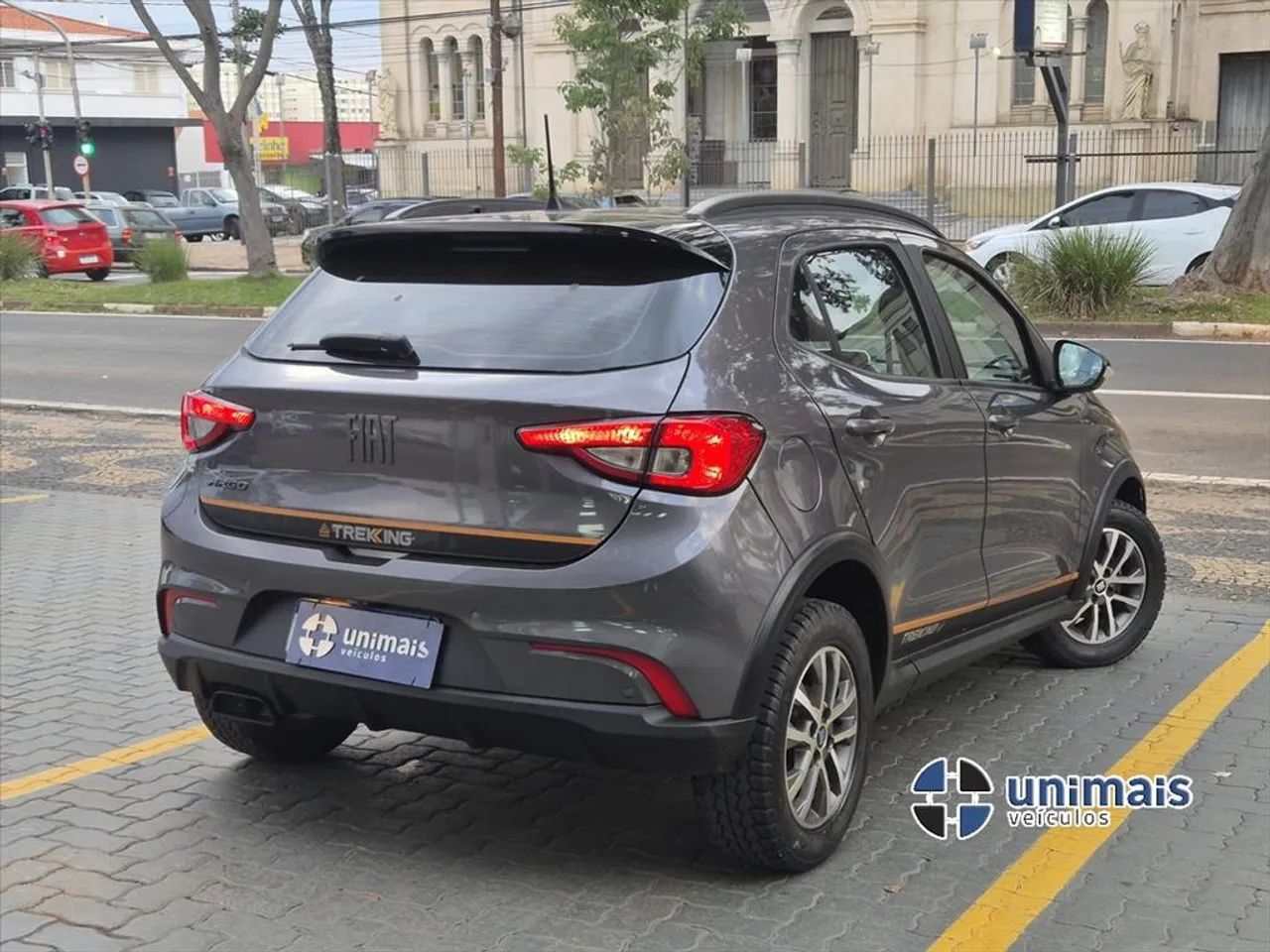 Fiat Argo Trekking 1.3 8V Flex Mec. 2024 - Foto 5