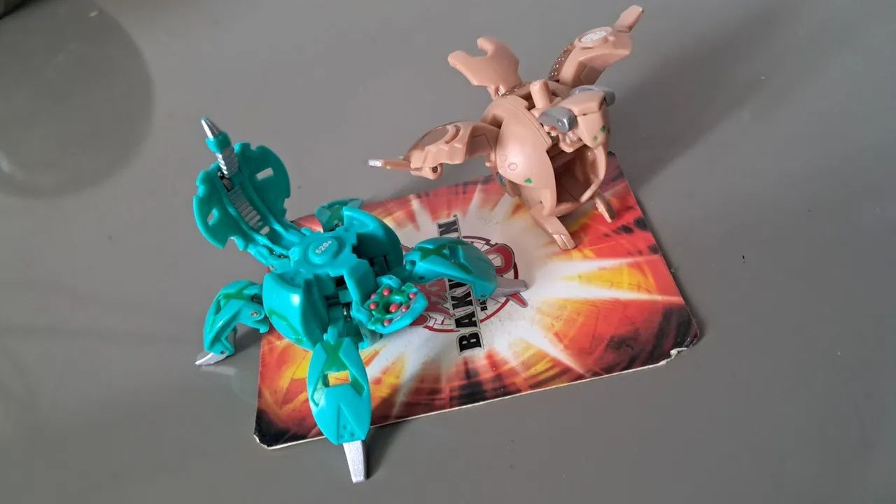 2 Bakugans Foxbat Subterra + Fencer Ventus - Foto 3