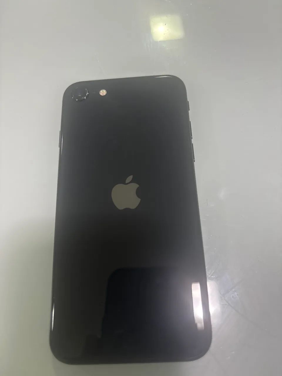 iPhone SE 2ª Geração com Nota fiscal - Foto 2
