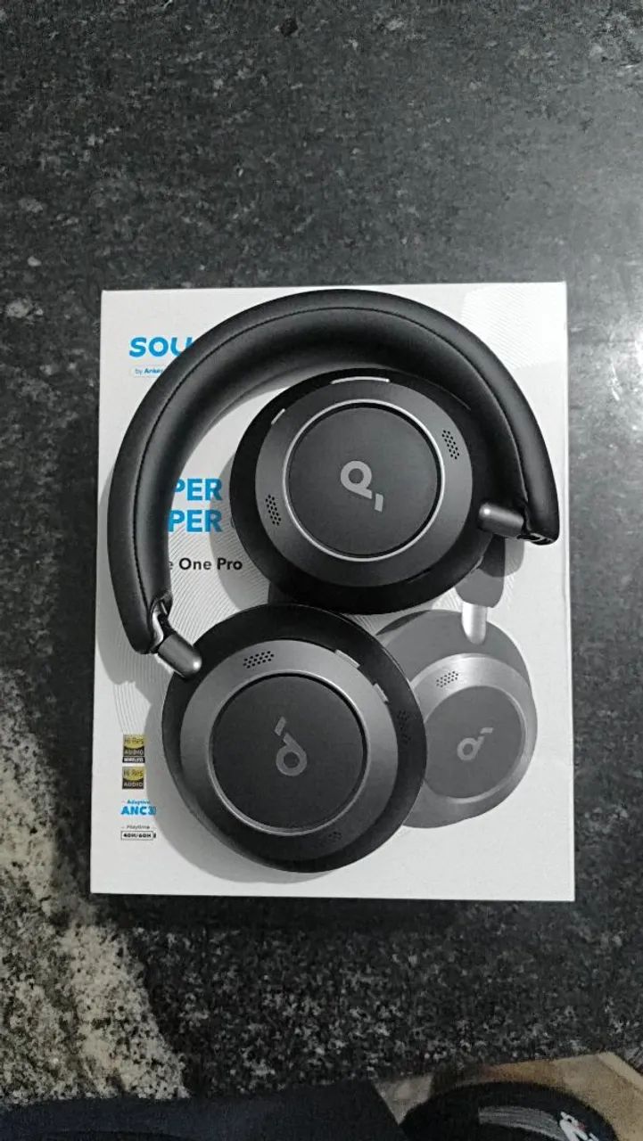 Anker Soundcore Space One Pro