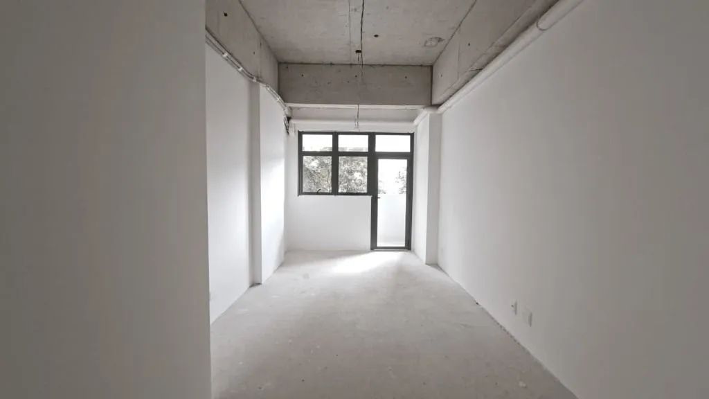 Sala comercial de 30,84 m² com banheiro e vagas rotativas no Edifício Quadria  Jardim Aqua - Foto 5