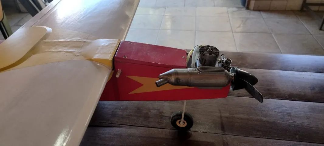 Aeromodelo com motor 46 - Para iniciantes e Avançados - Foto 3