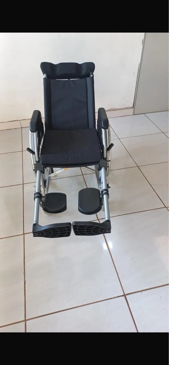Vendo cadeira de rodas  - Foto 2
