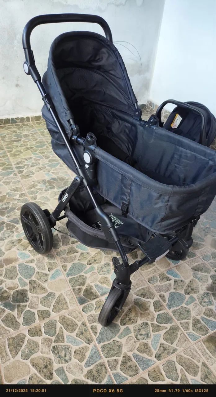 Carrinho de Bebê com Bebê Conforto Cosco - Foto 4