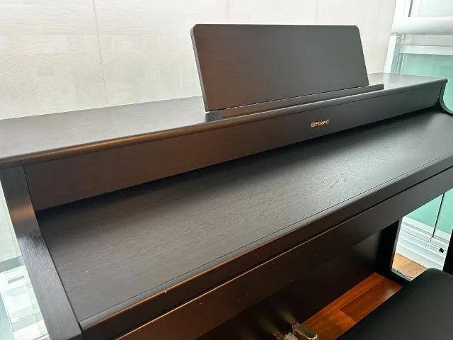 Piano Digital Roland HP702-CH - Foto 5