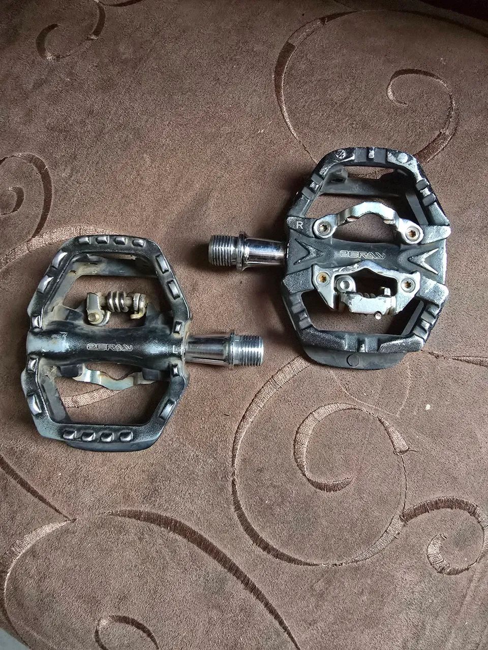 Pedal Zeray 109S