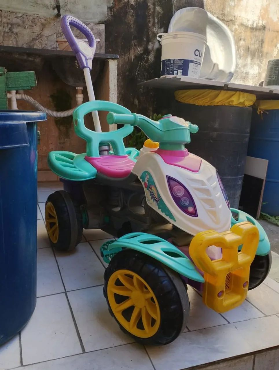 Carrinho de brinquedo 