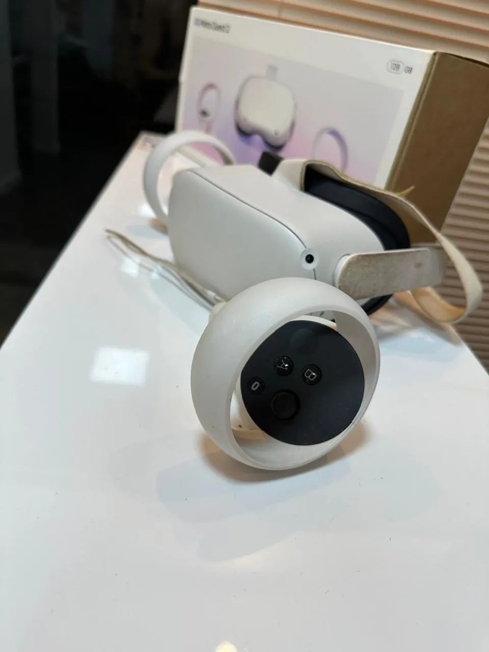 Vendo meta quest 2 128gb.bem conservado pouco tempo de uso