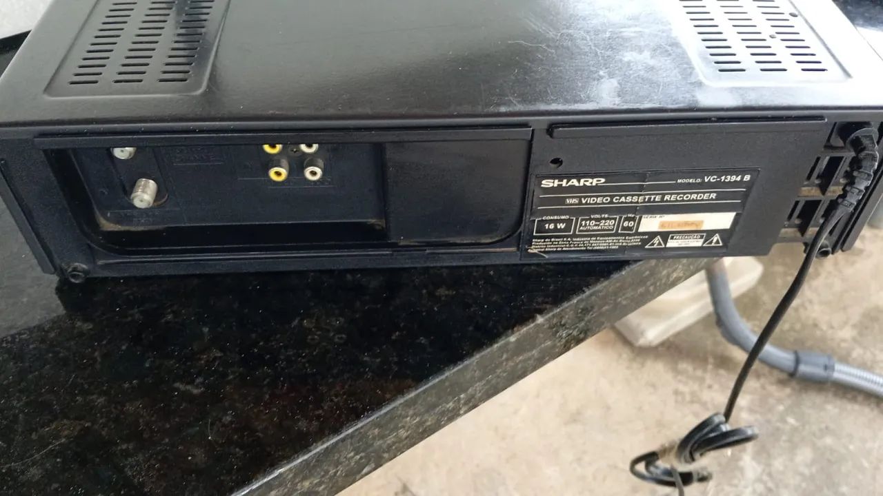 Videocassete Sharp VC-1394-B com 4 cabeças. - Foto 2