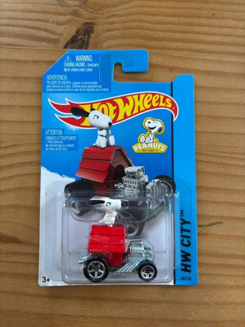 Hotwheels temáticos Simpsons, Snoopy e Scooby Doo - Foto 3