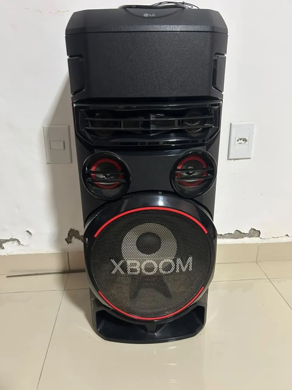 Caixa de som LG bom ?c