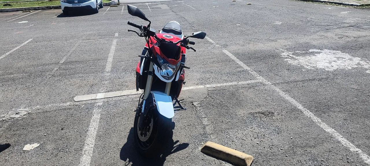 GSR 750cc baixa km  - Foto 5