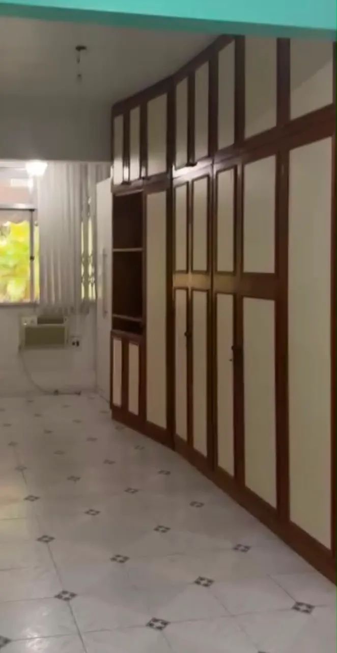 Armarios otimos e espaçosos para quarto e cozinha