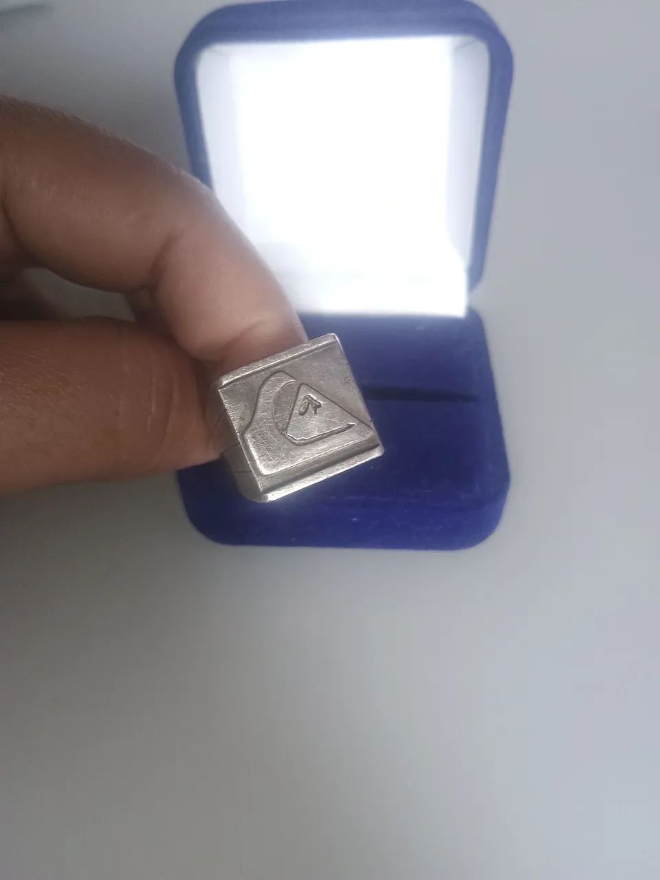 Pra vender esse Anel de prata em perfeito estado 