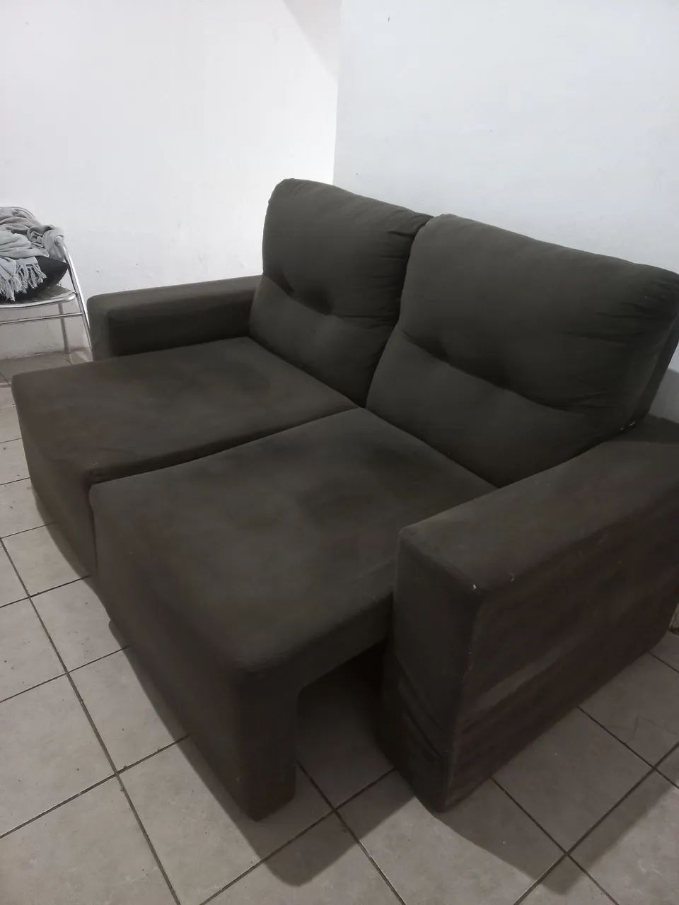 Sofá retrátil dois lugares - Foto 3