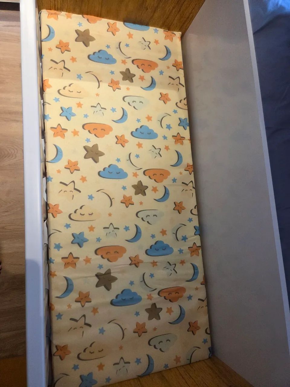 Vendo mini berço com colchão  - Foto 2