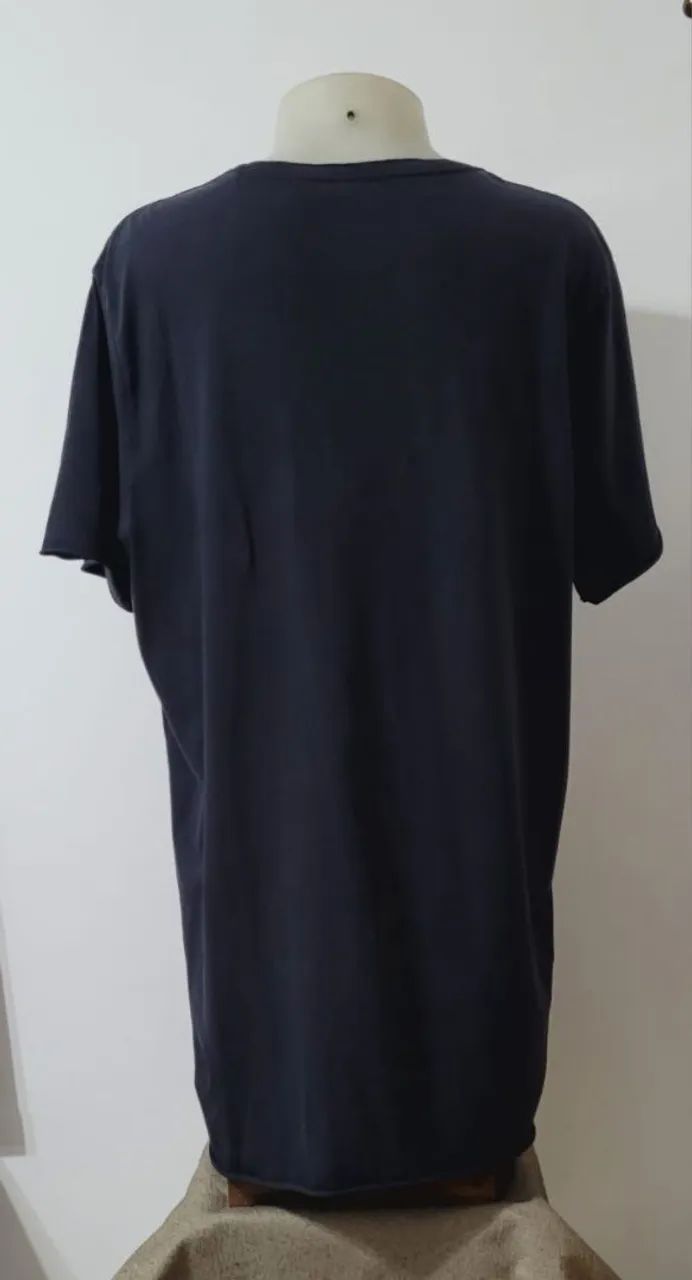 camiseta preta youcom long tam GG - Foto 3