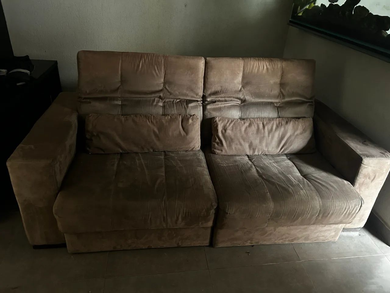 Selling Retractable Sofa - 2.10m Width444757623535063040