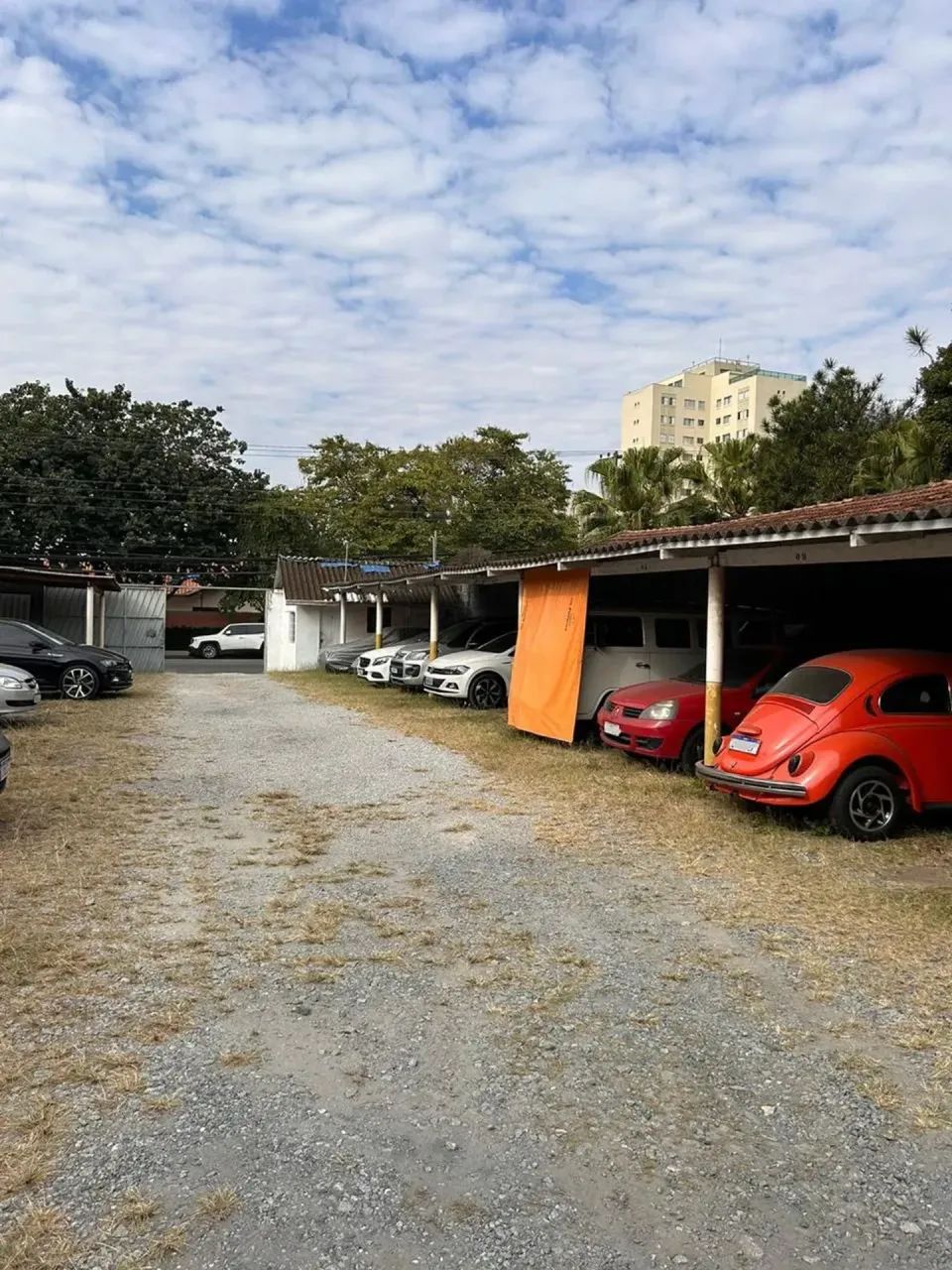 Terreno plano e praticamente retangular muito bem localizado na melhor regiao de Pirituba.