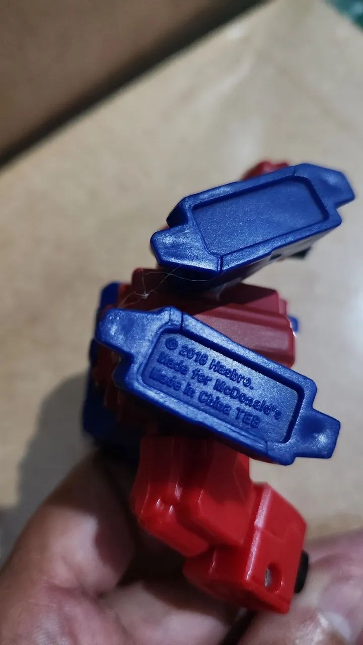 Optimus Prime Hasbro - McDonald's 2018 - Foto 4
