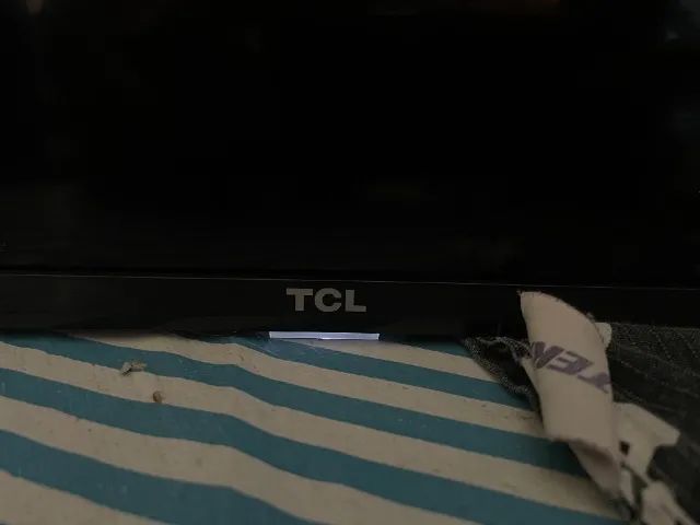 Smart TV TCL 40S5K, 40 polegadas, painel QLED, Full HD (1920x1080). Modelo 2025, em estado - Foto 2