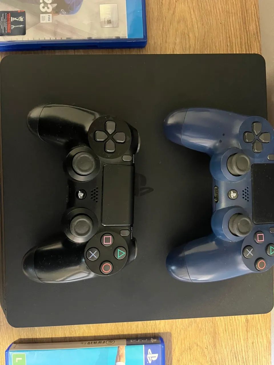 Ps4 slim - 1TB - Foto 2