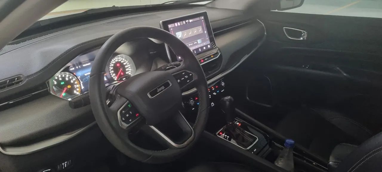 Jeep Compass LONG. T270 1.3 TB 4x2 Flex Aut., foto 5 de 7